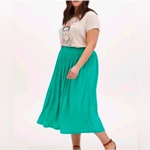Torrid Maxi Super Soft Smocked Waist Skirt Size 1